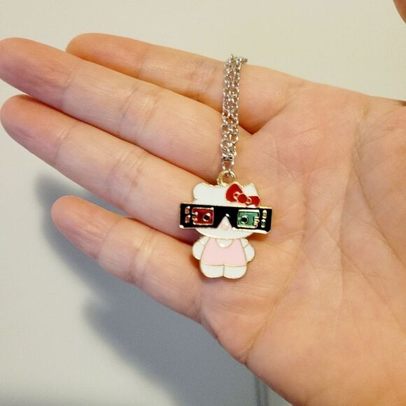 Brand new Hello Kitty necklace - Picture 2 of 4